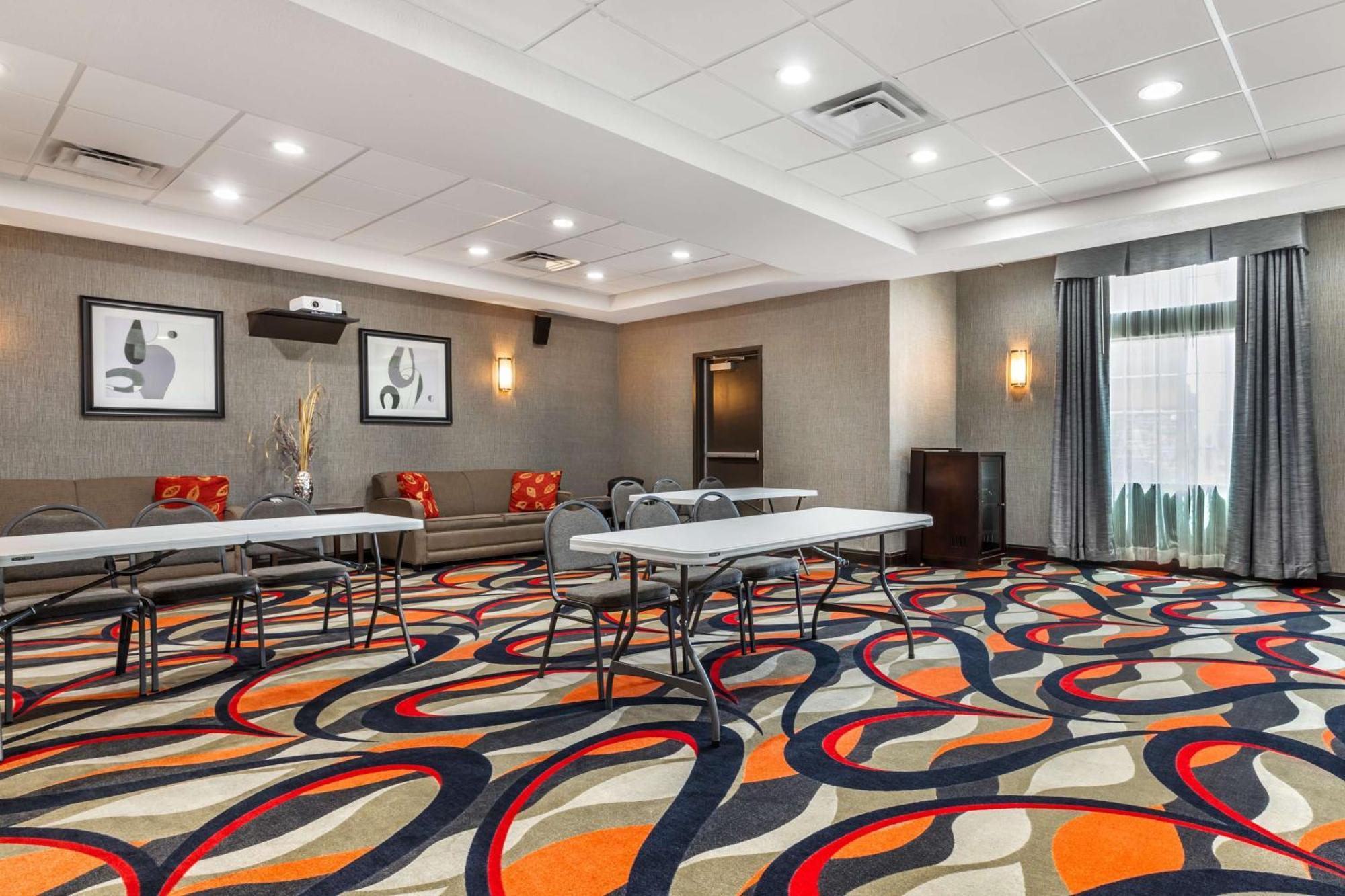 Best Western Plus Coweta'S 1St Hotel Экстерьер фото
