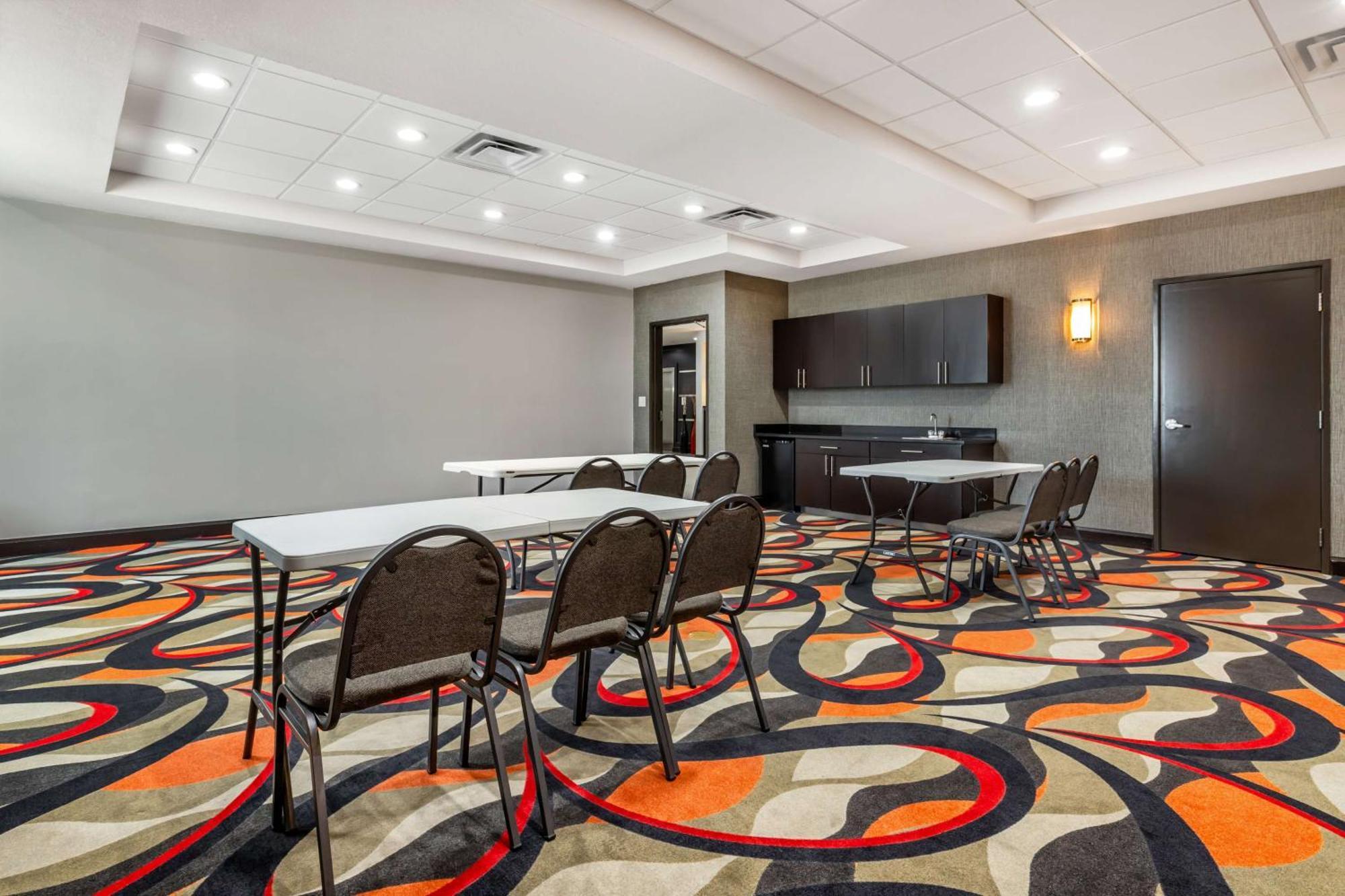 Best Western Plus Coweta'S 1St Hotel Экстерьер фото